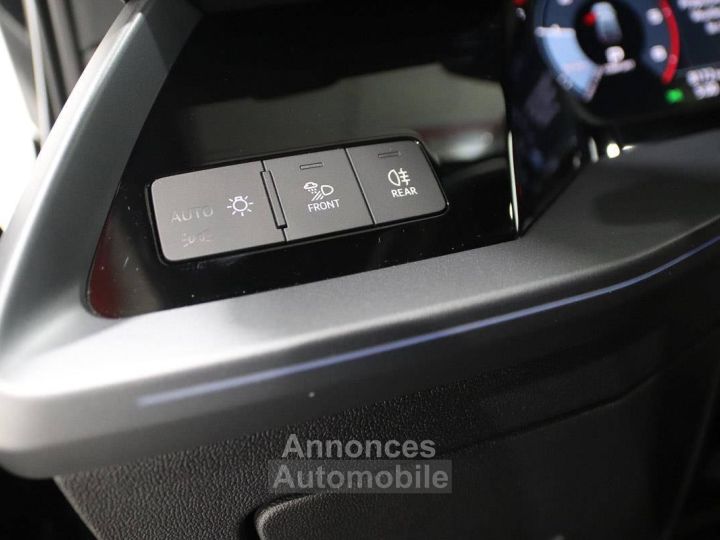 Audi A3 Sportback AUDU 35 TDI 150 SLINE STRONIC SONO - 9