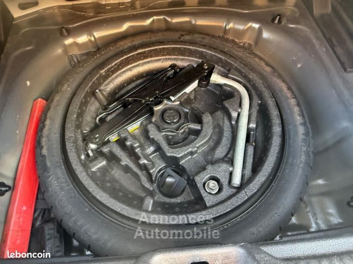 Audi Q2 16 30 TDI 116 ch SPORT TOIT OUVRANT - 14