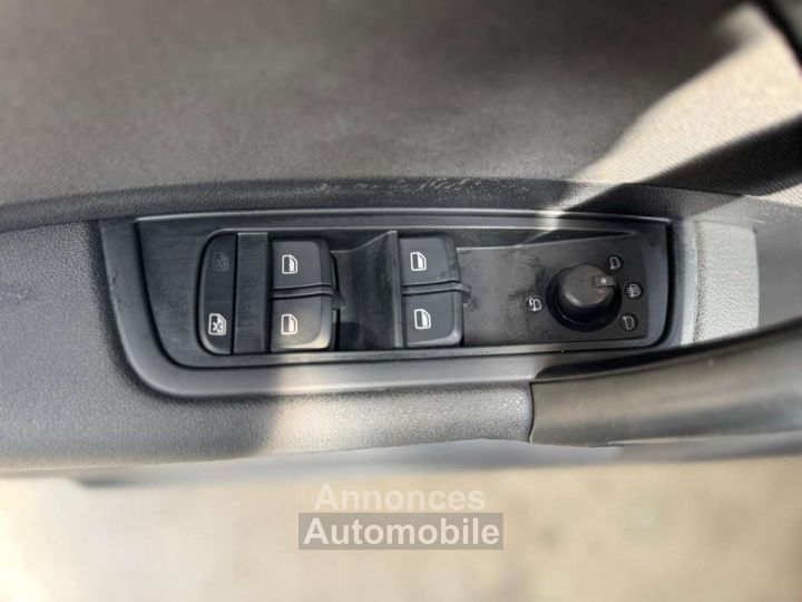 Audi A1 Sportback 16 TDI 105 Ambition Luxe - 4