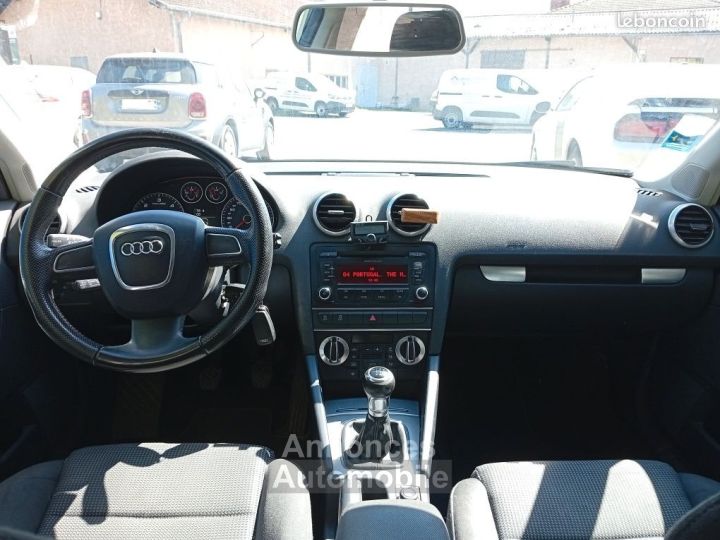 Audi A3 Sportback 16 l TDI 105 cv Année 2012 - 5