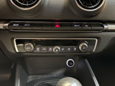 Audi A3 Sportback BUSINESS 16 TDI 116 S tronic 7 Business line/ SUIVI COMPLET   - 23