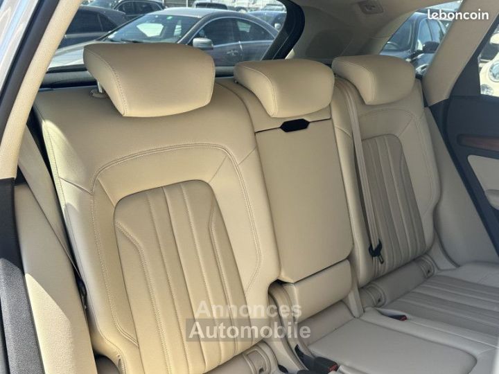 Audi Q5 50 TFSI E 299CH AVUS QUATTRO S TRONIC 7 - 16
