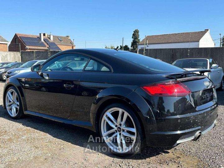 Audi TT Coupé 18 TFSI 180cv S LINE Tronic - - 4