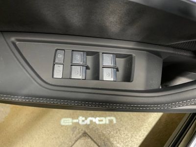Audi Q8 E-TRON SPORTBACK e-tron Sportback 55 408 ch 114 kWh Quattro S line   - 11