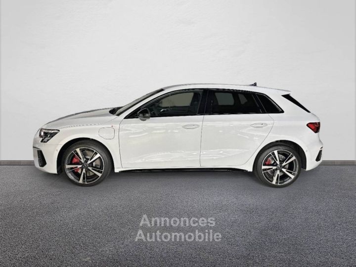 Audi A3 Sportback 45 TFSIe 245 S tronic 6 Competition - 3
