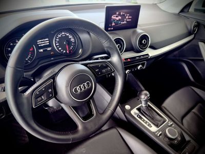 Audi Q2 15TFSI S tronic SPORT-1ERPRO-GPS-CUIR-CAMERA-PDC   - 11