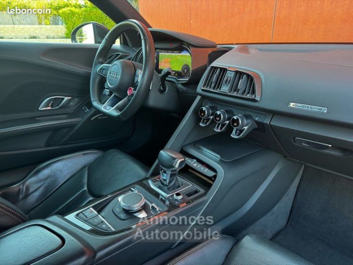 Audi R8 Spyder 52 V10 620 ch - 7