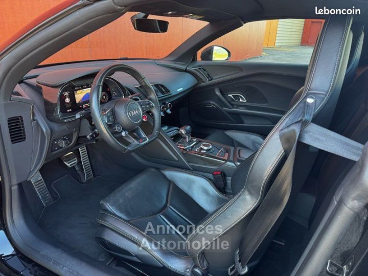 Audi R8 Spyder 52 V10 620 ch - 9