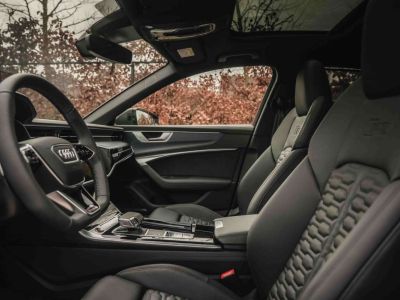 Audi RS6 Avant 40 V8 TFSI Quattro Performance Tiptronic   - 14