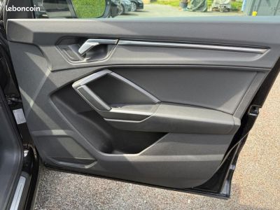 Audi Q3 35 TFSI 150 ch S tronic 7 line   - 19