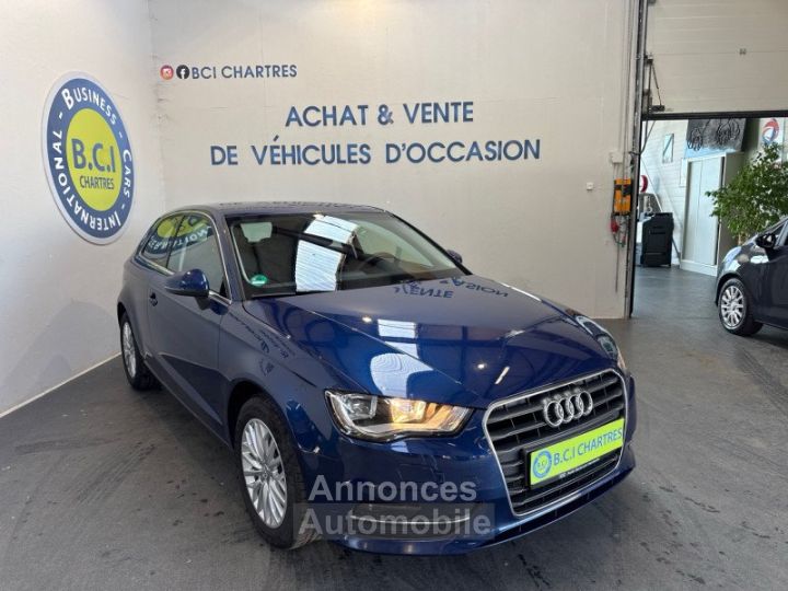 Audi A3 12 TFSI 105CH FAP AMBIENTE 3P - 2