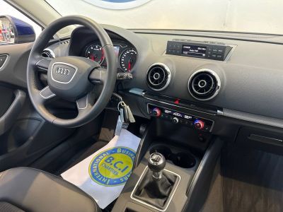 Audi A3 12 TFSI 105CH FAP AMBIENTE 3P   - 9