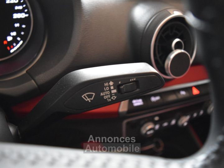 Audi Q2 30 TDI 116 S tronic 7 Sport - 22