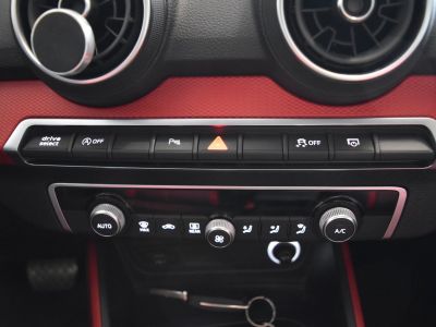 Audi Q2 30 TDI 116 S tronic 7 Sport   - 24