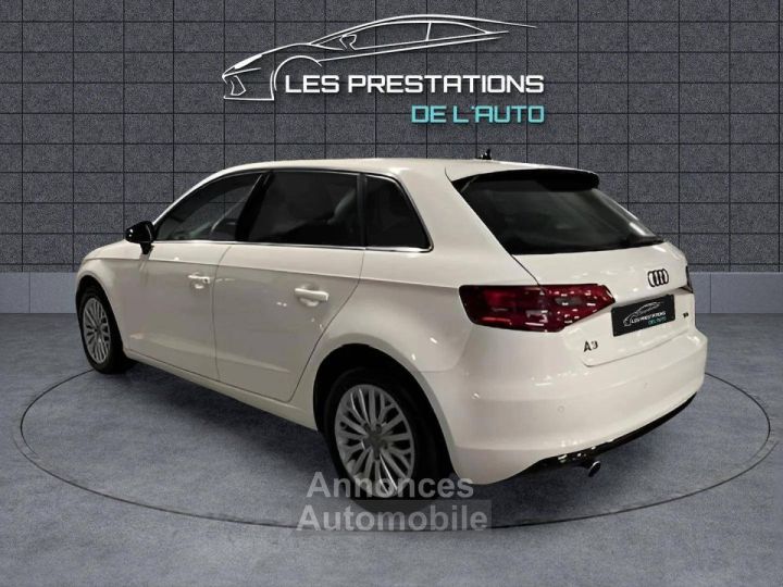 Audi A3 III 16 TDI 105ch FAP Ambiente S tronic 7 - 7