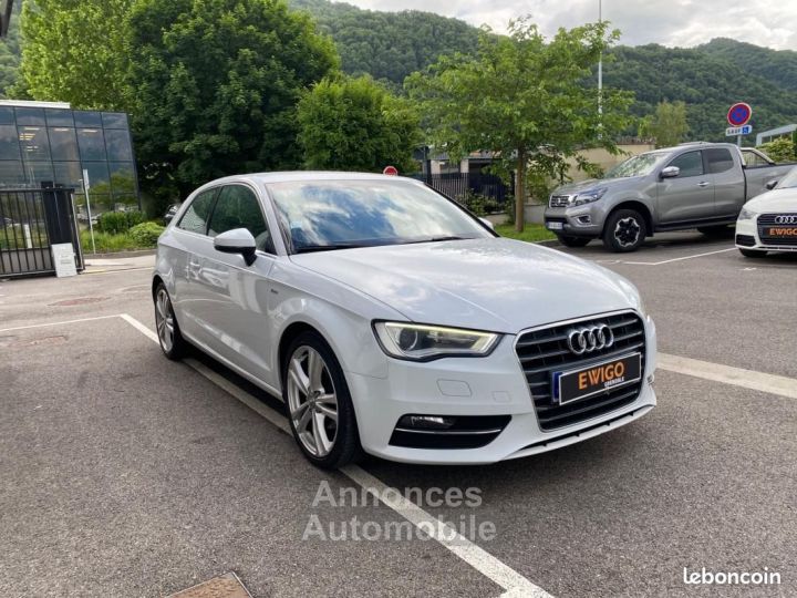 Audi A3 Sportback 20 TDI 150 ADVANCED S-TRONIC BVA - 9