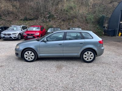 Audi A3 Sportback 16 TDi 105cv 2ème Main   - 4