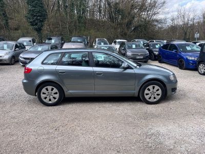 Audi A3 Sportback 16 TDi 105cv 2ème Main   - 5