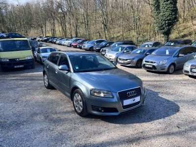 Audi A3 Sportback 16 TDi 105cv 2ème Main   - 7