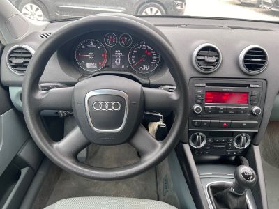 Audi A3 Sportback 16 TDi 105cv 2ème Main   - 12