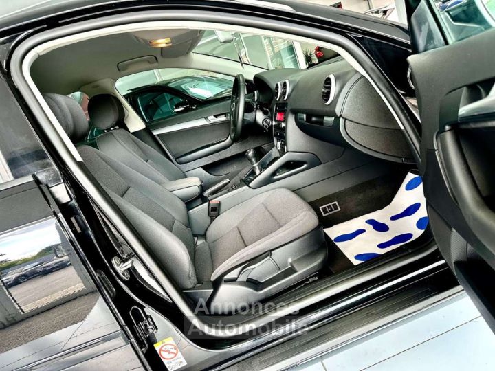 Audi A3 Sportback 16 TDi 105cv 5 PORTES - 9