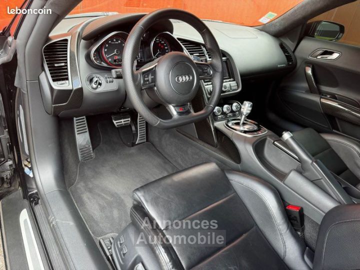 Audi R8 52 FSI V10 550 ch plus s-tronic - 9
