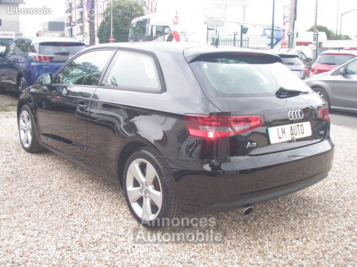 Audi A3 III 16 TDI 105 FAP AMBIENTE - 4