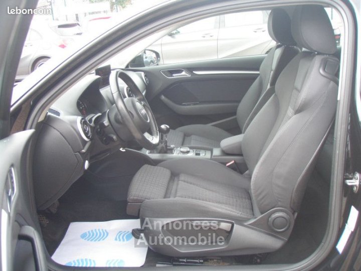 Audi A3 III 16 TDI 105 FAP AMBIENTE - 10