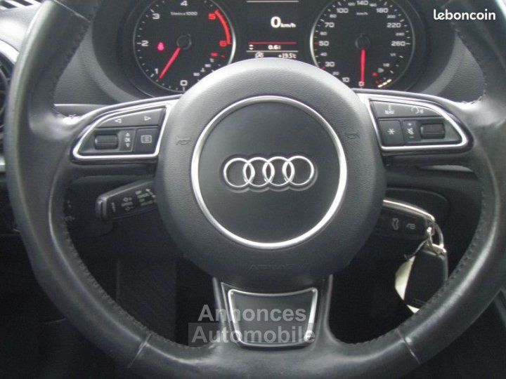 Audi A3 III 16 TDI 105 FAP AMBIENTE - 13