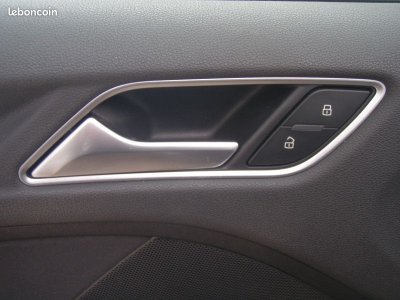 Audi A3 III 16 TDI 105 FAP AMBIENTE   - 17