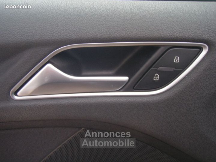 Audi A3 III 16 TDI 105 FAP AMBIENTE - 17