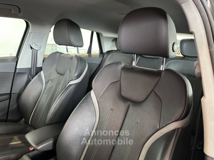Audi Q2 35 TFSI COD 150 S tronic 7 Design Luxe - 14