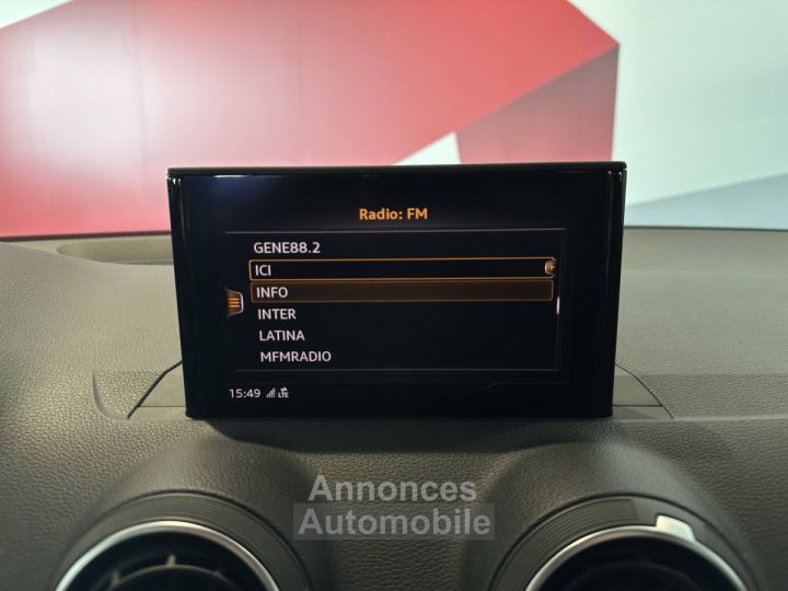 Audi Q2 35 TFSI COD 150 S tronic 7 Design Luxe - 30