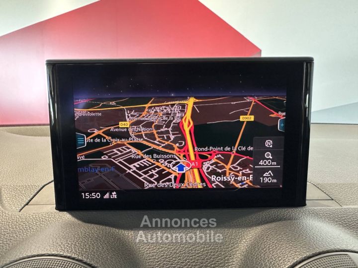 Audi Q2 35 TFSI COD 150 S tronic 7 Design Luxe - 34