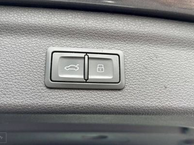 Audi Q3 45 TFSIe 245 ch S tronic 6 S line   - 9
