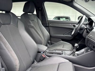 Audi Q3 45 TFSIe 245 ch S tronic 6 S line   - 11