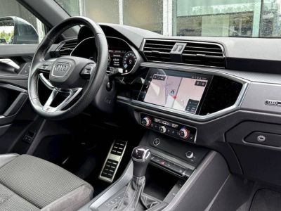 Audi Q3 45 TFSIe 245 ch S tronic 6 S line   - 12