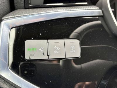 Audi Q3 45 TFSIe 245 ch S tronic 6 S line   - 16