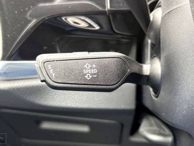 Audi Q3 45 TFSIe 245 ch S tronic 6 S line   - 21