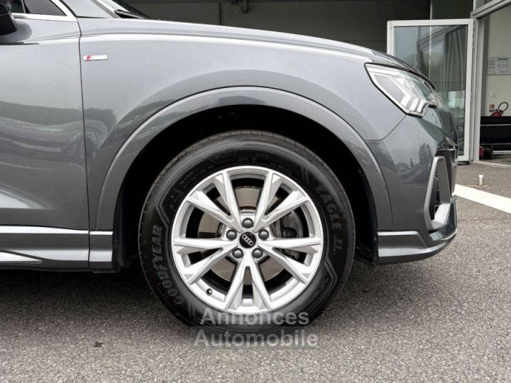 Audi Q3 45 TFSIe 245 ch S tronic 6 S line - 38