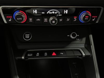 Audi Q3 35 TFSI 150 ch S tronic 7 S line   - 16