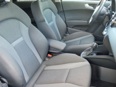Audi A1  Sportback · 10 TFSI 95ch · S-Line · DSG7 · Navi · Bi-Xénon · Attelage   - 5