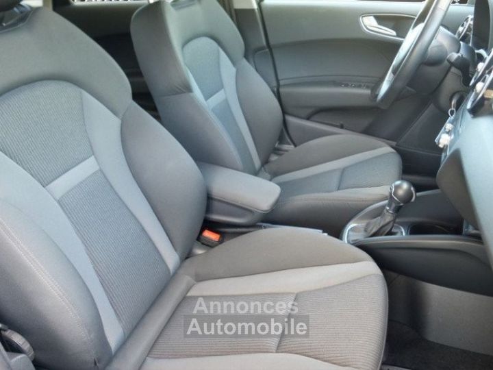 Audi A1  Sportback · 10 TFSI 95ch · S-Line · DSG7 · Navi · Bi-Xénon · Attelage - 5