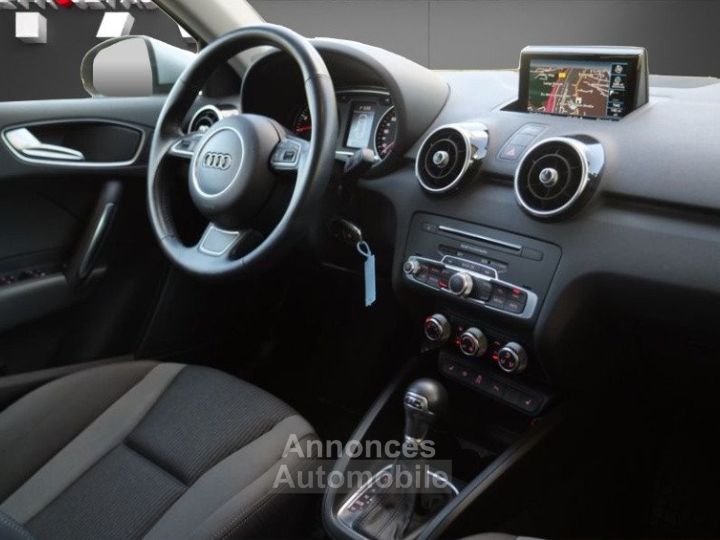 Audi A1  Sportback · 10 TFSI 95ch · S-Line · DSG7 · Navi · Bi-Xénon · Attelage - 7
