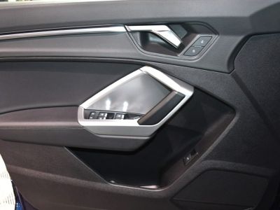 Audi Q3 Sportback S-Line Design Luxe 35 TFSI 150 S-Tronic GPS Virtual ACC Attelage Hayon LED Pré Sense Lane JA 19 Sport   - 25