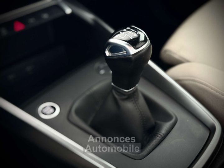 Audi A3 Sportback 10 TFSI S-LINE 1ERPRO COCKPIT CUIR PDC - 10