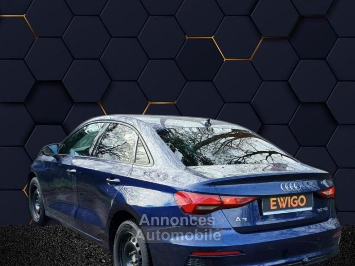 Audi A3 BERLINE 20 TDI 116ch S-TRONIC %2B4 Roues Hiver Attelage démontable Sièges AV Chauffants - 8