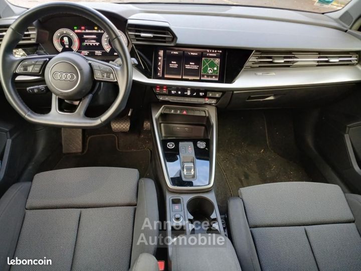 Audi A3 BERLINE 20 TDI 116ch S-TRONIC %2B4 Roues Hiver Attelage démontable Sièges AV Chauffants - 10
