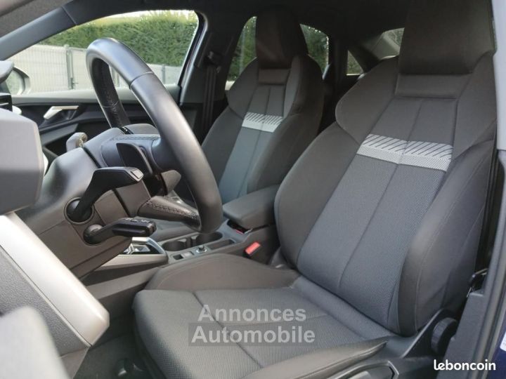 Audi A3 BERLINE 20 TDI 116ch S-TRONIC %2B4 Roues Hiver Attelage démontable Sièges AV Chauffants - 11