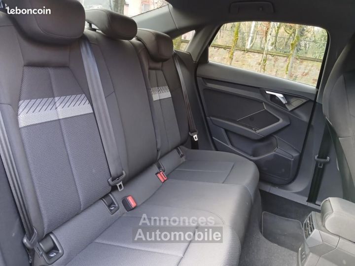 Audi A3 BERLINE 20 TDI 116ch S-TRONIC %2B4 Roues Hiver Attelage démontable Sièges AV Chauffants - 13